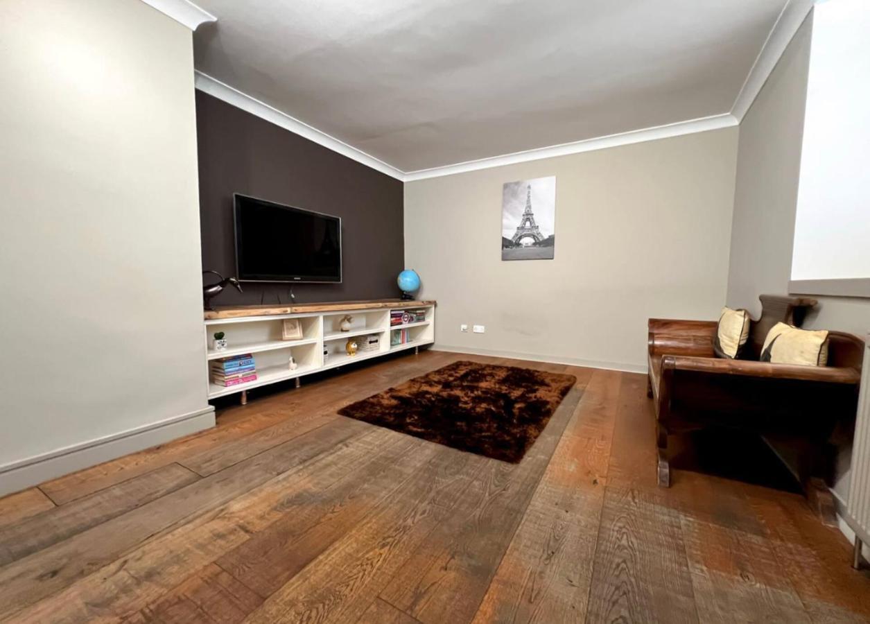 Barrhead Carlibar Villa מראה חיצוני תמונה