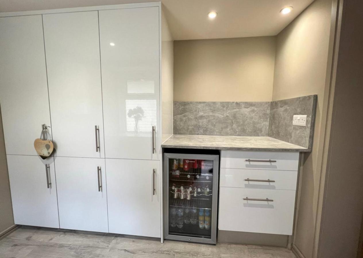 Barrhead Carlibar Villa מראה חיצוני תמונה